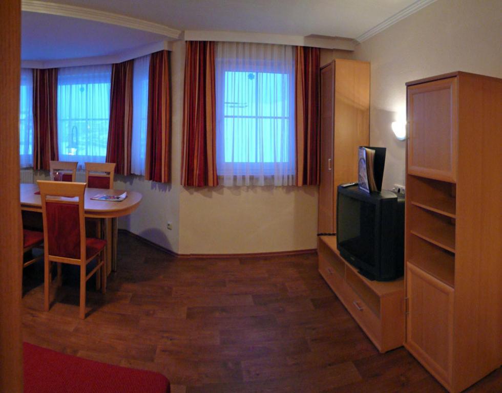 Hotel Germania Ischgl Kamer foto